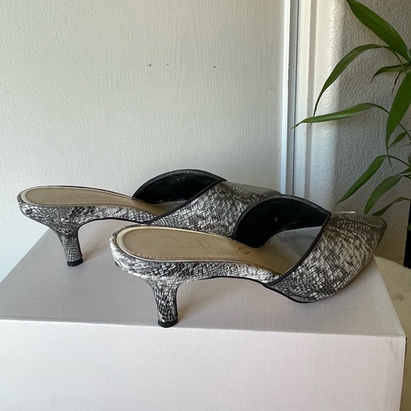 Callisto Essex Kitten Heel Pointed-Toe Mules - Picture 10 of 10